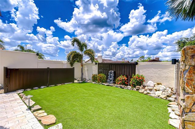 13522 AVISTA DRIVE, Tampa, FL 33624