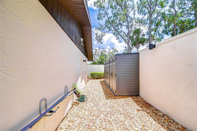 13522 AVISTA DRIVE, Tampa, FL 33624