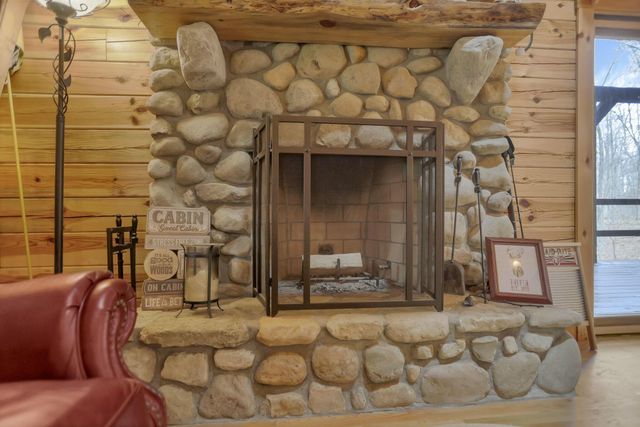 16541 Skinner Road, Logan, OH 43138