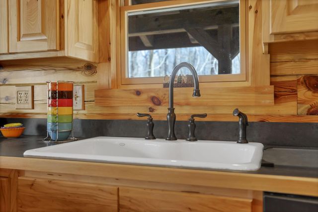 16541 Skinner Road, Logan, OH 43138