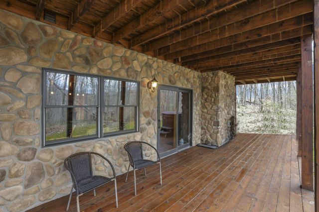 16541 Skinner Road, Logan, OH 43138