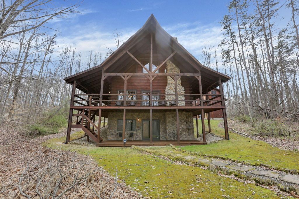 16541 Skinner Road, Logan, OH 43138