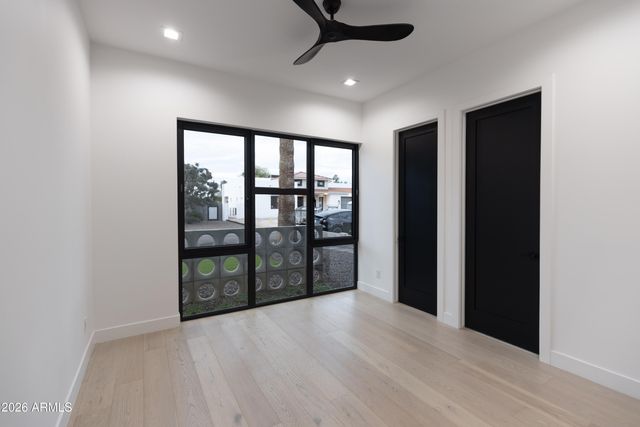 6829 E 6TH Street, Scottsdale, AZ 85251