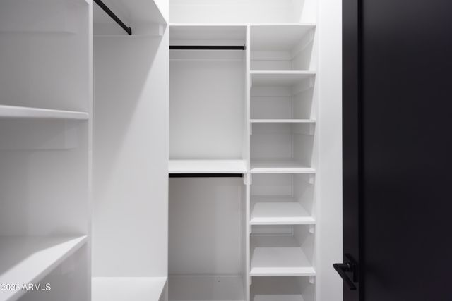 6829 E 6TH Street, Scottsdale, AZ 85251