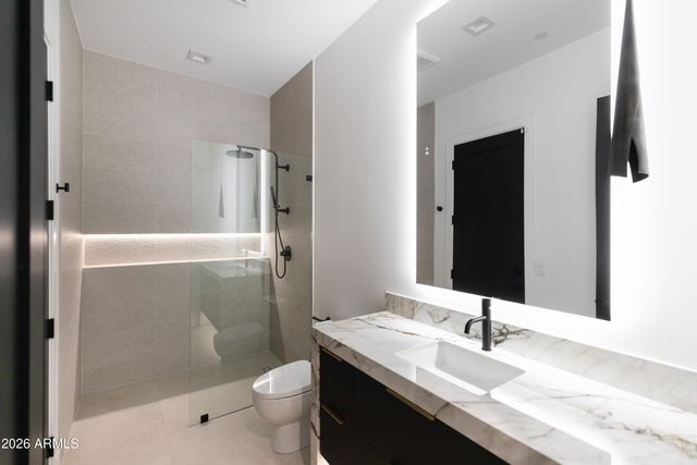 6829 E 6TH Street, Scottsdale, AZ 85251