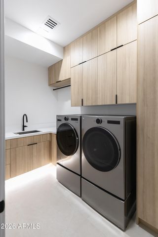 6829 E 6TH Street, Scottsdale, AZ 85251