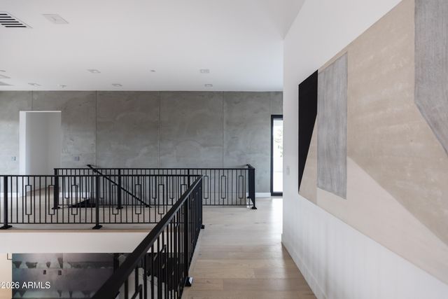 6829 E 6TH Street, Scottsdale, AZ 85251