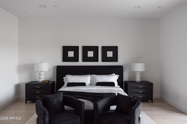 6829 E 6TH Street, Scottsdale, AZ 85251