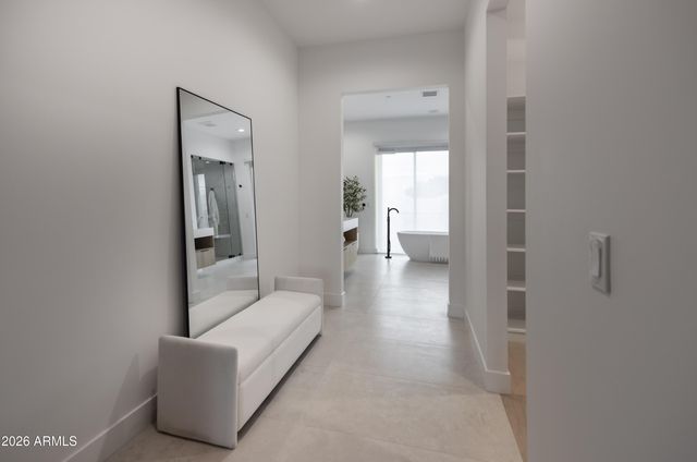 6829 E 6TH Street, Scottsdale, AZ 85251