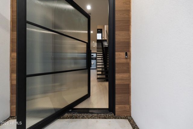 6829 E 6TH Street, Scottsdale, AZ 85251