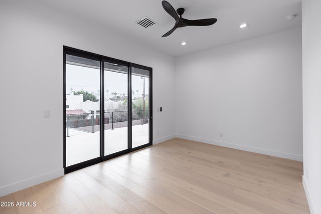 6829 E 6TH Street, Scottsdale, AZ 85251