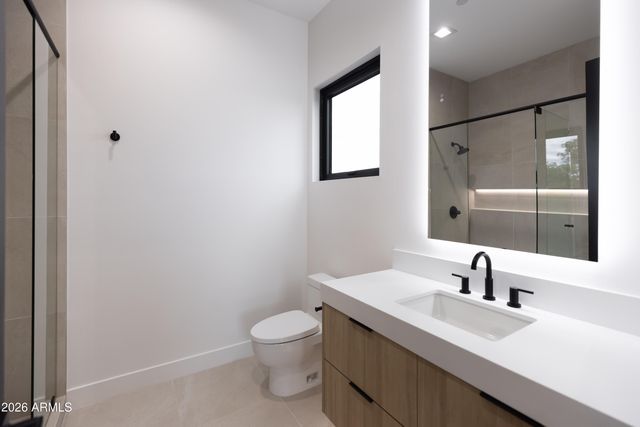 6829 E 6TH Street, Scottsdale, AZ 85251