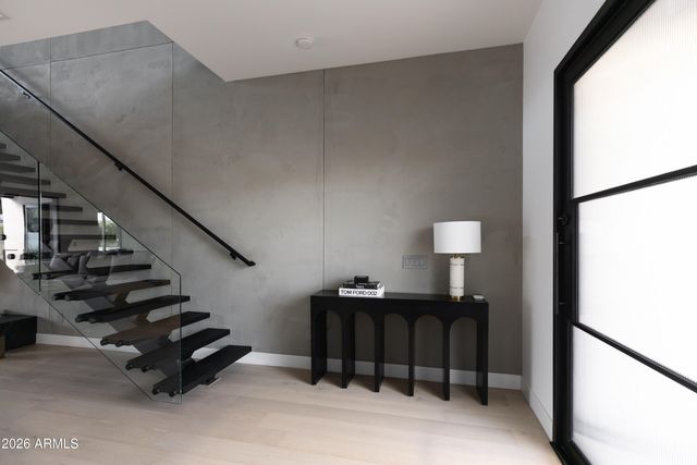 6829 E 6TH Street, Scottsdale, AZ 85251