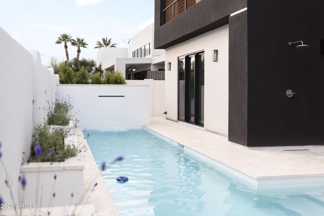 6829 E 6TH Street, Scottsdale, AZ 85251