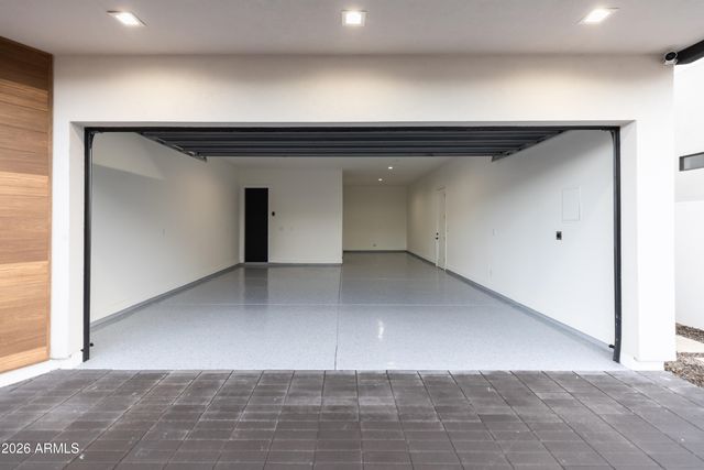 6829 E 6TH Street, Scottsdale, AZ 85251