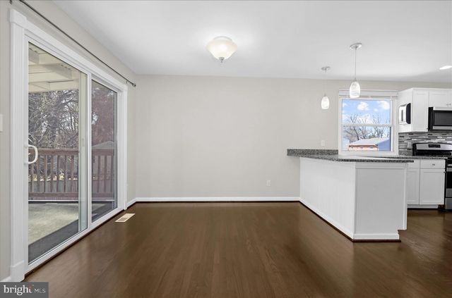 251 SCOTTS MANOR DR, Glen Burnie, MD 21061