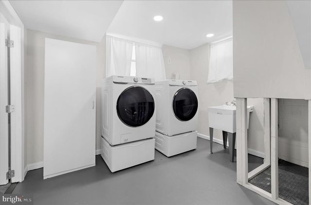 251 SCOTTS MANOR DR, Glen Burnie, MD 21061