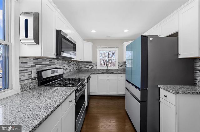 251 SCOTTS MANOR DR, Glen Burnie, MD 21061