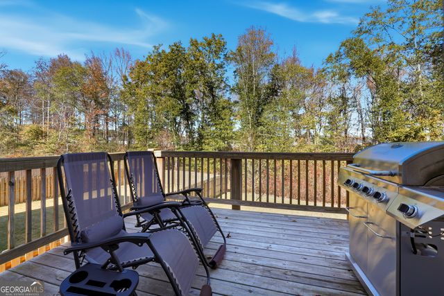 100 Silver Birch Pass, Newnan, GA 30265