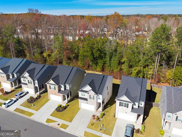 100 Silver Birch Pass, Newnan, GA 30265