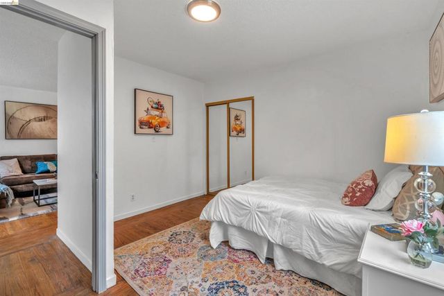3130 Nicol Ave, Oakland, CA 94602