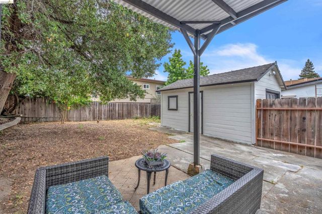 3130 Nicol Ave, Oakland, CA 94602