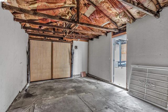 3130 Nicol Ave, Oakland, CA 94602