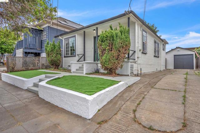 3130 Nicol Ave, Oakland, CA 94602