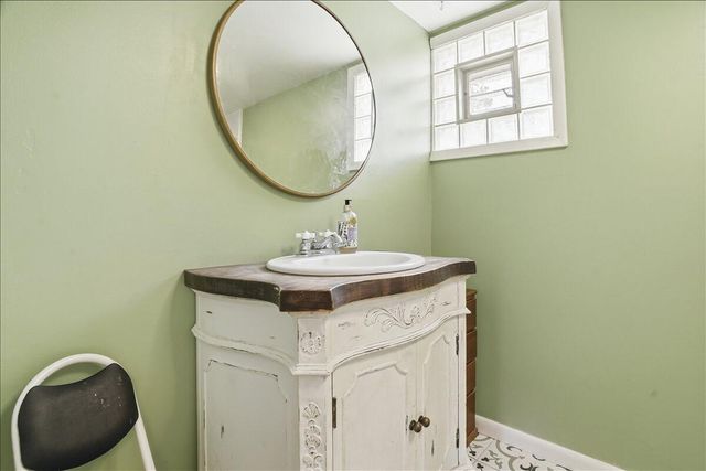 N1142 Walnut ROAD, Genoa City, WI 53128