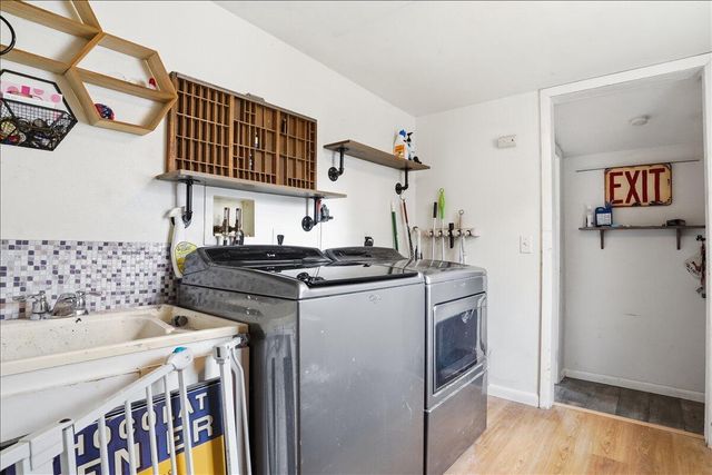 N1142 Walnut ROAD, Genoa City, WI 53128