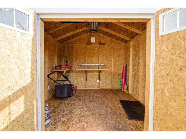 1145 Nw MICHELBOOK Ln, Mc Minnville, OR 97128