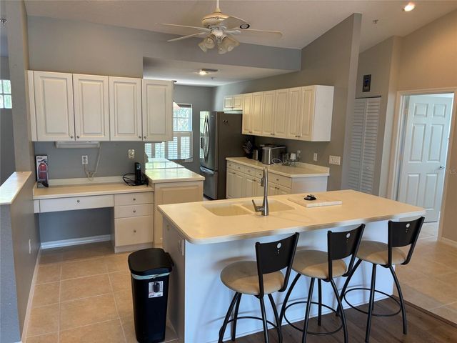 6870 FAIRVIEW TERRACE 6870, Bradenton, FL 34203