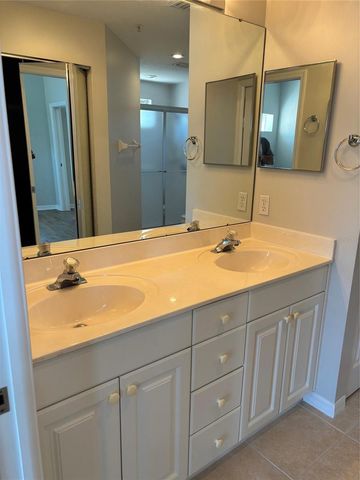 6870 FAIRVIEW TERRACE 6870, Bradenton, FL 34203