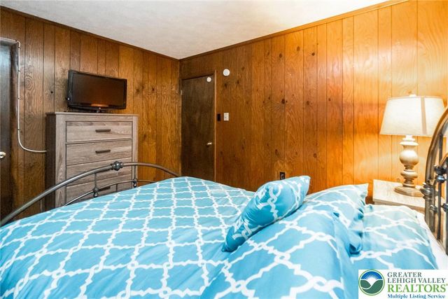 159 Penn Forest Trail, Penn Forest Twp, PA 18210