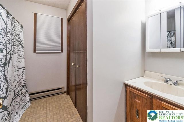 159 Penn Forest Trail, Penn Forest Twp, PA 18210