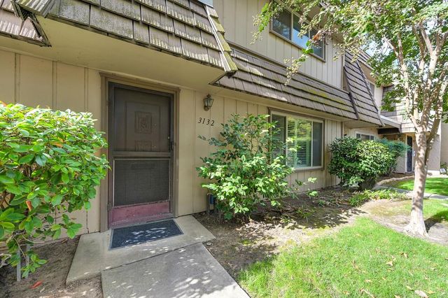 3132 Via Grande, Sacramento, CA 95825