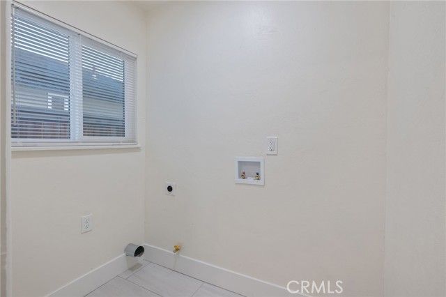 697 E Scott Avenue, Fresno, CA 93710