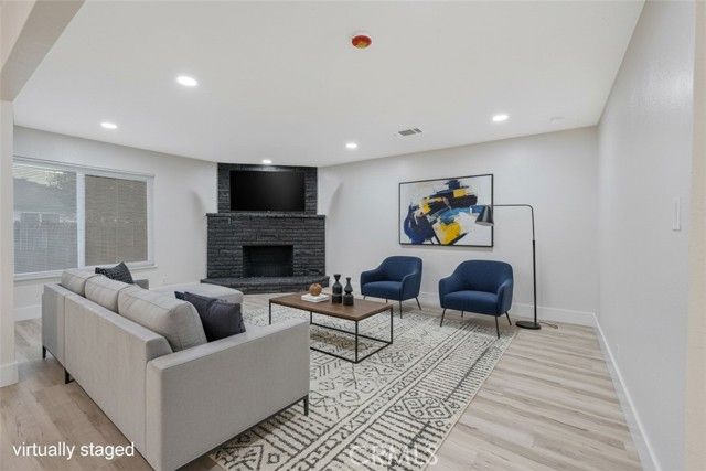 697 E Scott Avenue, Fresno, CA 93710