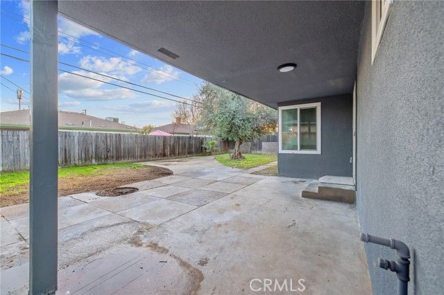 697 E Scott Avenue, Fresno, CA 93710