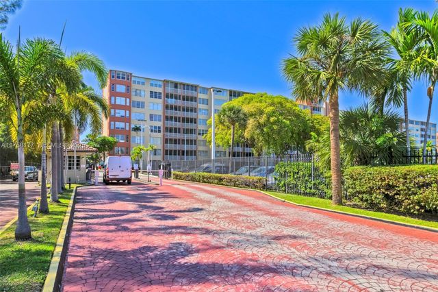 1770 NE 191st Street 5081, Miami, FL 33179