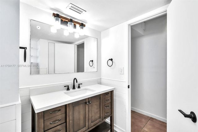 1770 NE 191st Street 5081, Miami, FL 33179