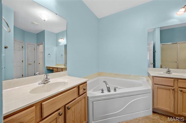 309 Revolution Drive, St Peters, MO 63376