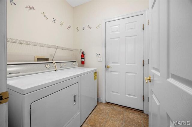 309 Revolution Drive, St Peters, MO 63376