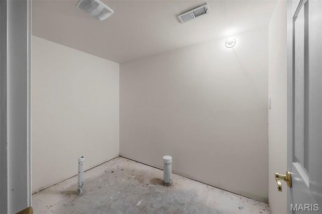 309 Revolution Drive, St Peters, MO 63376