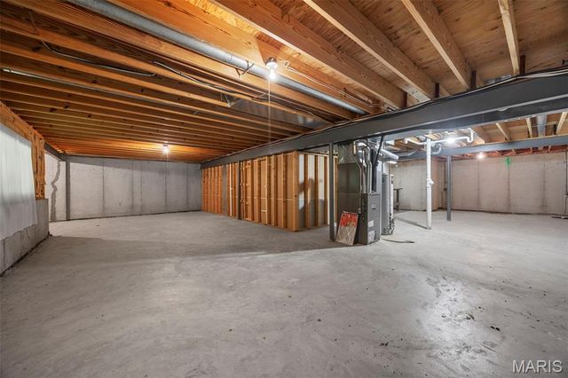 309 Revolution Drive, St Peters, MO 63376