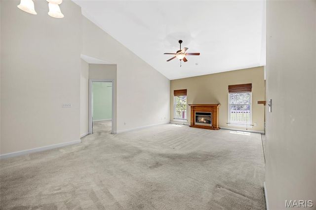 309 Revolution Drive, St Peters, MO 63376