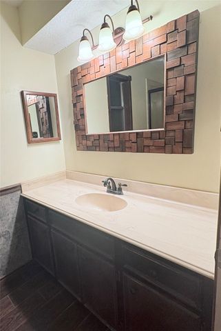 3820 Clover Drive, Alvin, TX 77511