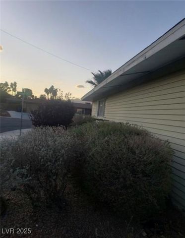 4228 Gaye Lane, Las Vegas, NV 89108