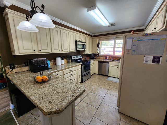 2101 Belle Grove Drive, Bossier City, LA 71111