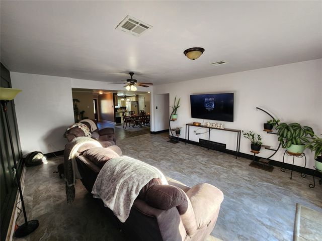 2101 Belle Grove Drive, Bossier City, LA 71111